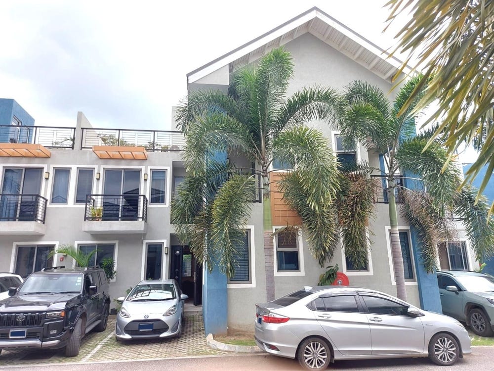 22 SEYMOUR AVENUE unit: 18, Kingston 6, St. Andrew
