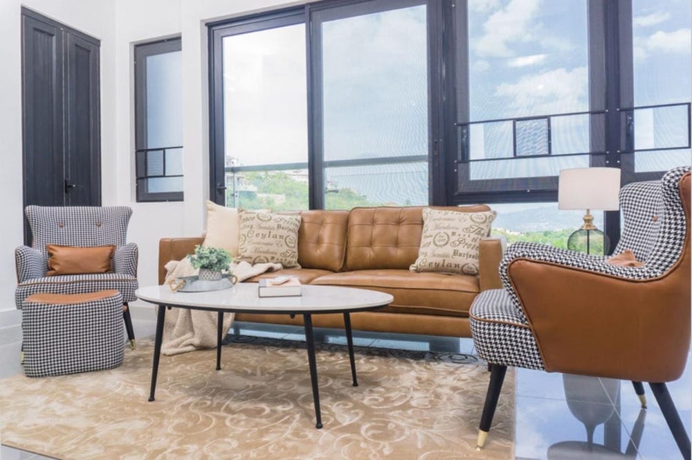 WELLINGTON DRIVE, KINGSTO