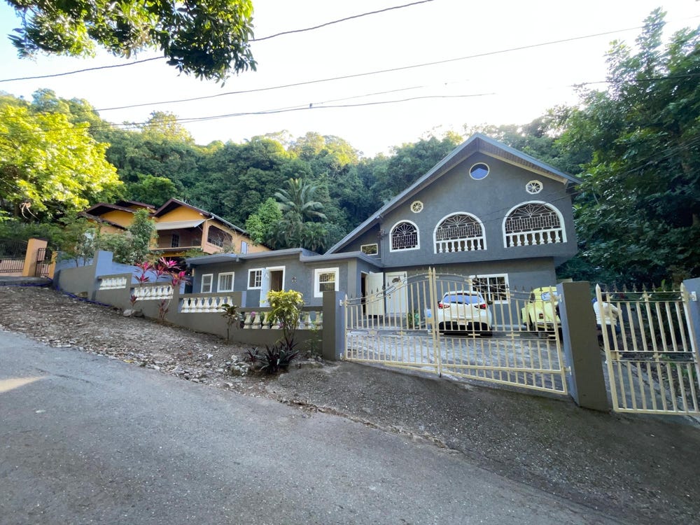 1A WIDCOMBE ROAD, Kingston 6, St. Andrew