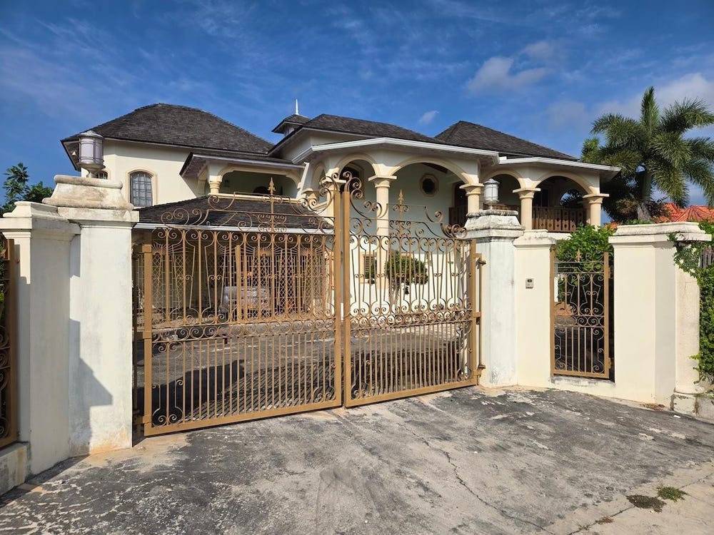 17 HATFIELD MEADOWS, ST JAME, Hartfield, St. James