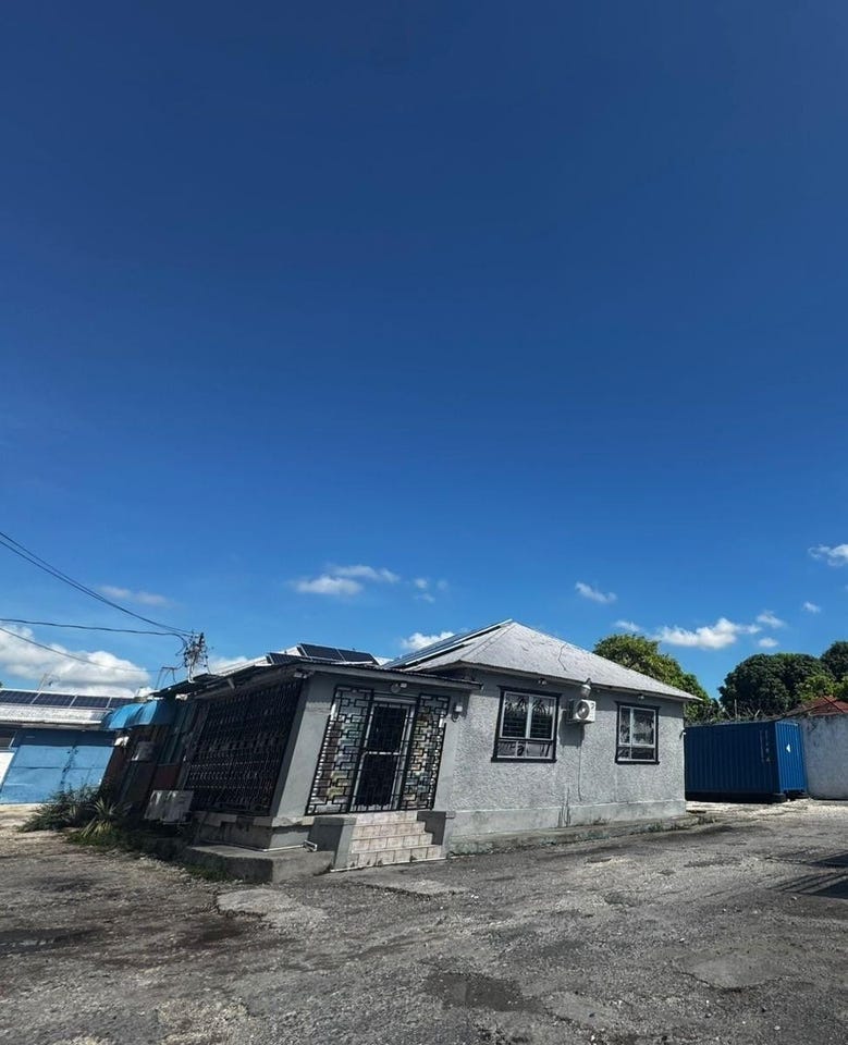 ROOSEVELT AVENUE, KGN 6