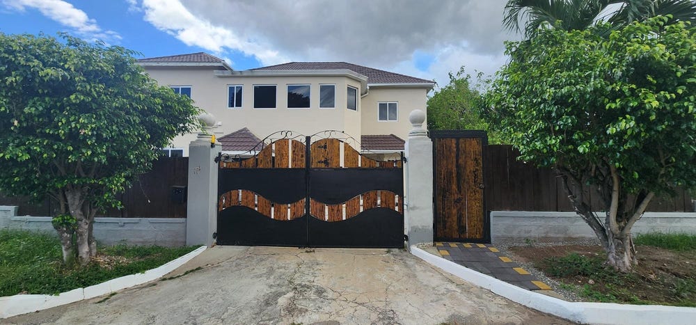 17A GORE TERRACE unit: 1, Constant Spring P.O., St. Andrew