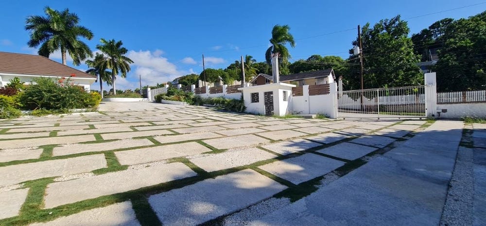 303 CHARLES AVENUE, IRONSHORE unit: A5, Ironshore, St. James