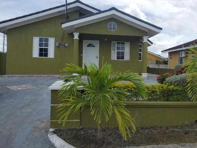 199 DRAX HALL COUNTRY CLUB, Ocho Rios, St. Ann