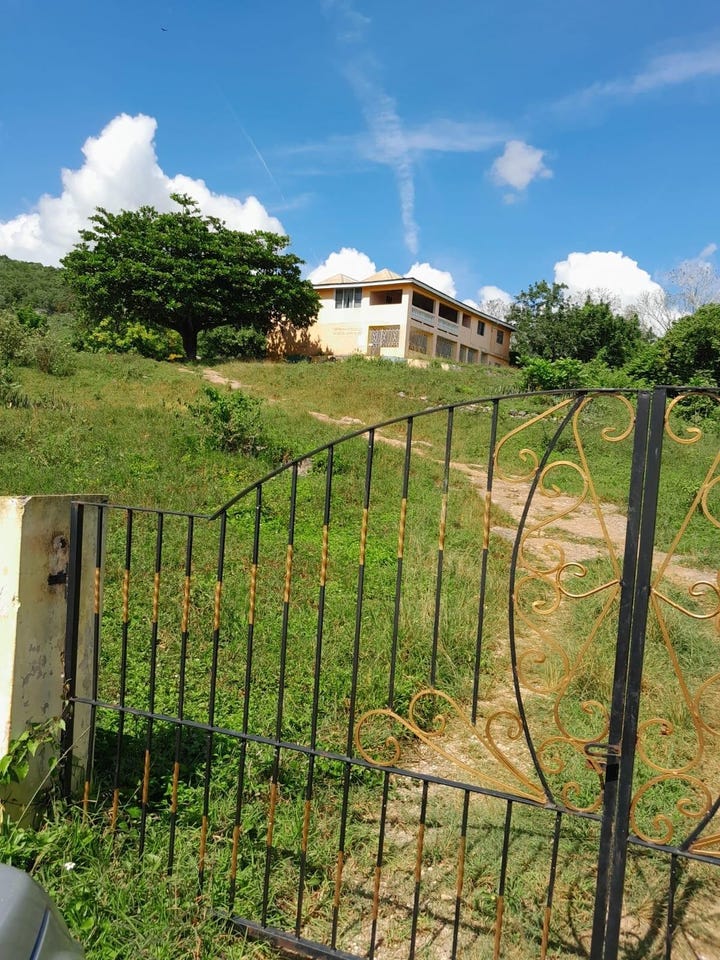 RUSSEL PLACE, GROVE MOUNT