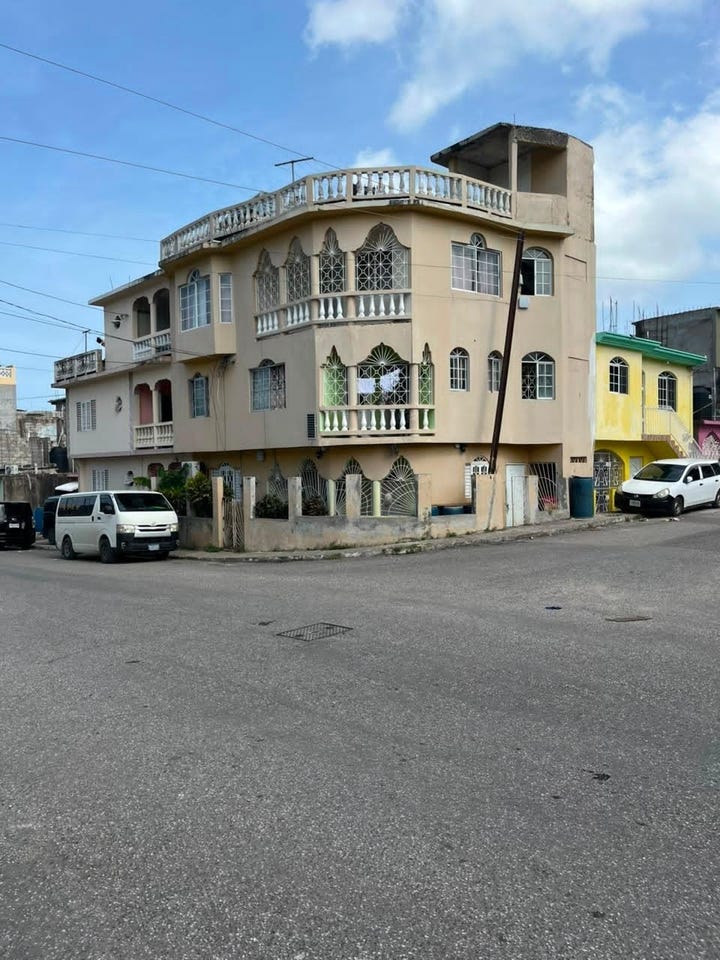 215 RAMTALLIE BOULEVARD, Cornwall Courts, St. James