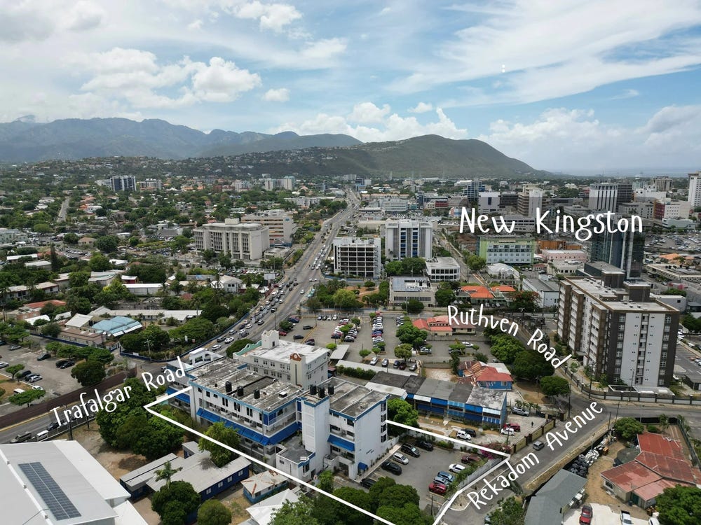 4 REKADOM AVENUE unit: 7, Kingston 10, St. Andrew