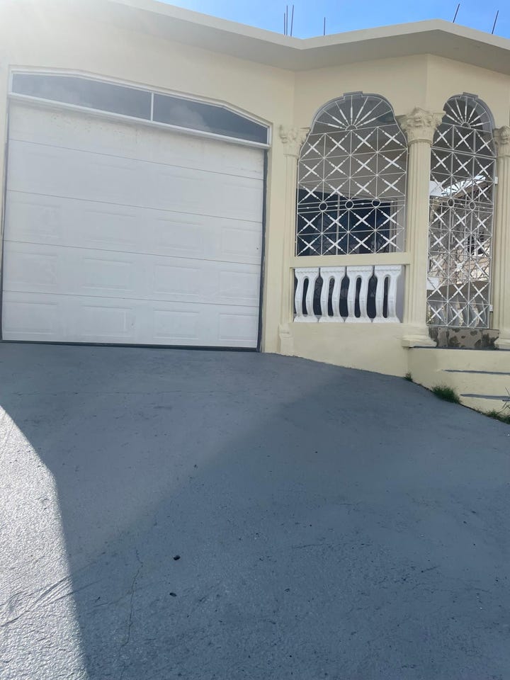 CONNA CLOSE, LONGVILLE