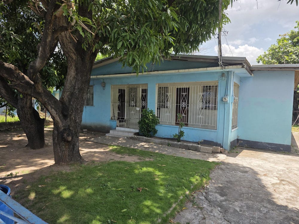 32 GILMORE DRIVE, KGN 20, Kingston 20, St. Andrew
