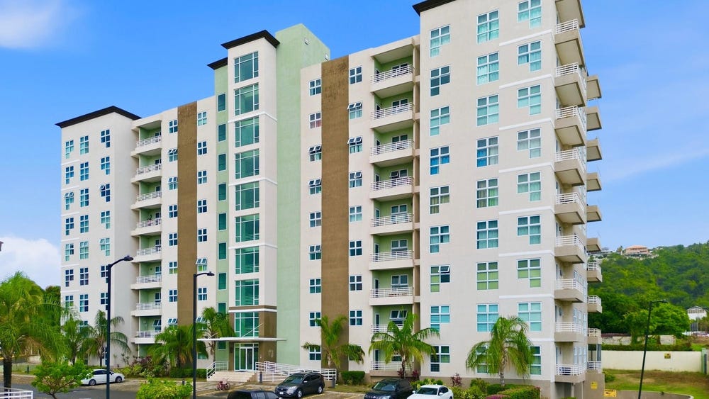 14-17 CRIEFFE ROAD unit: B411, Kingston 6, St. Andrew