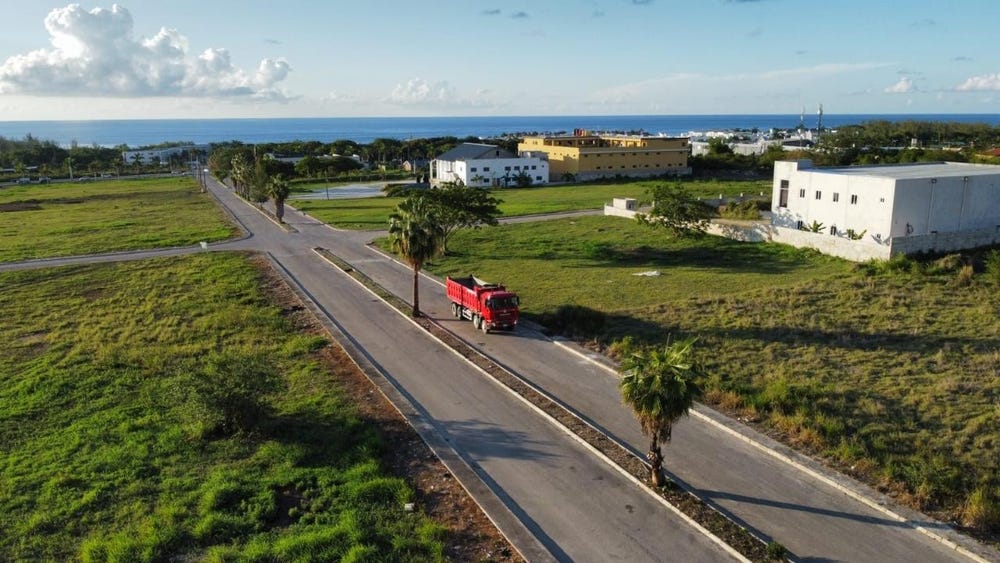 MONTEGO PARK, IRONSHORE