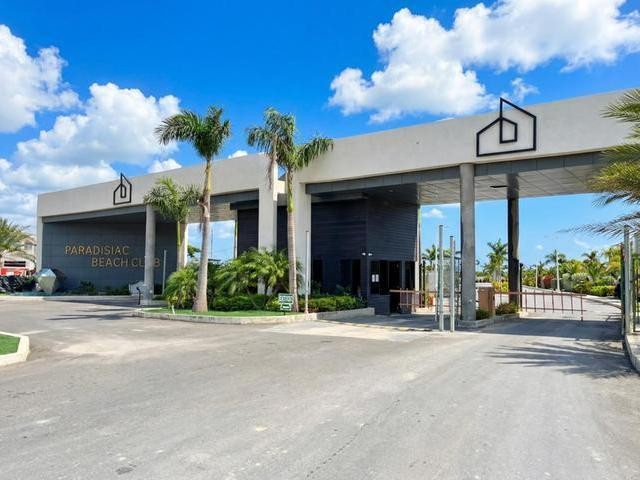 PARADISIAC BEACH CLUB unit: C105, Richmond, St. Ann