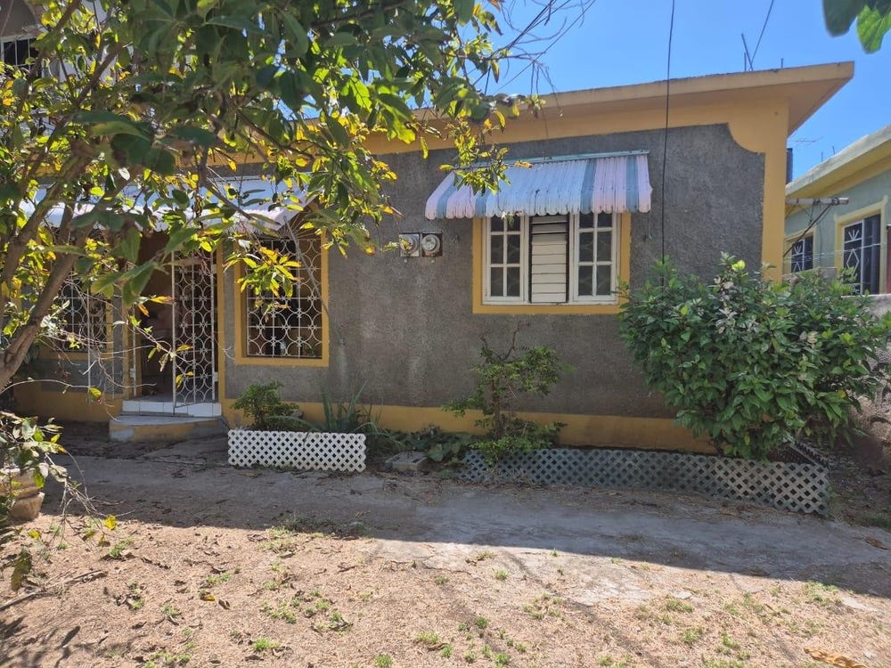 379 3 W GREATER PORTMORE, Greater Portmore, St. Catherine
