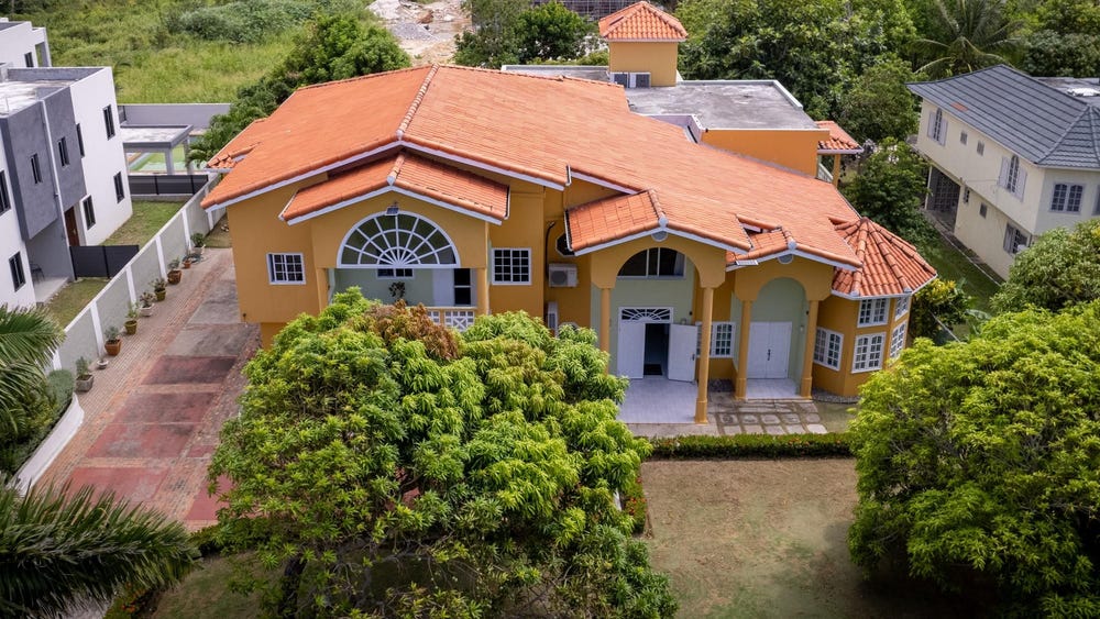 95 RIVIERA BLVD., Jamaica Beach, St. Mary