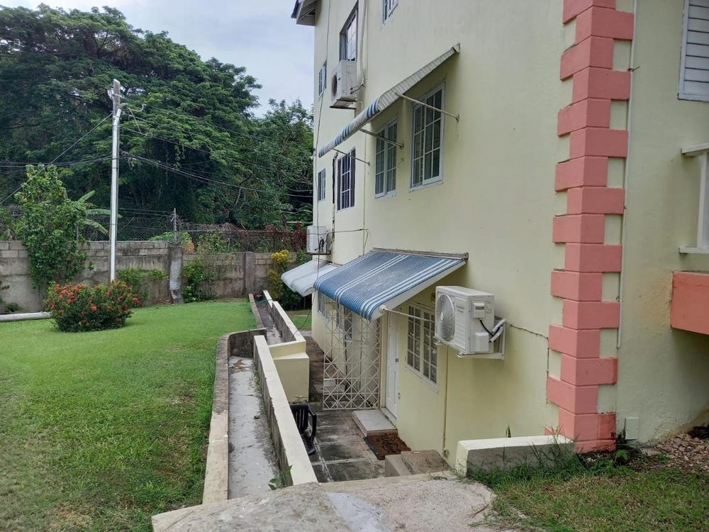 SHADES ROAD unit: 1C, Ocho Rios, St. Ann