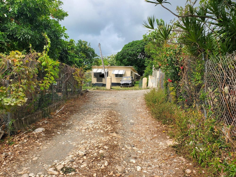 WHITE HORSES, WHITE HORSES, St. Thomas