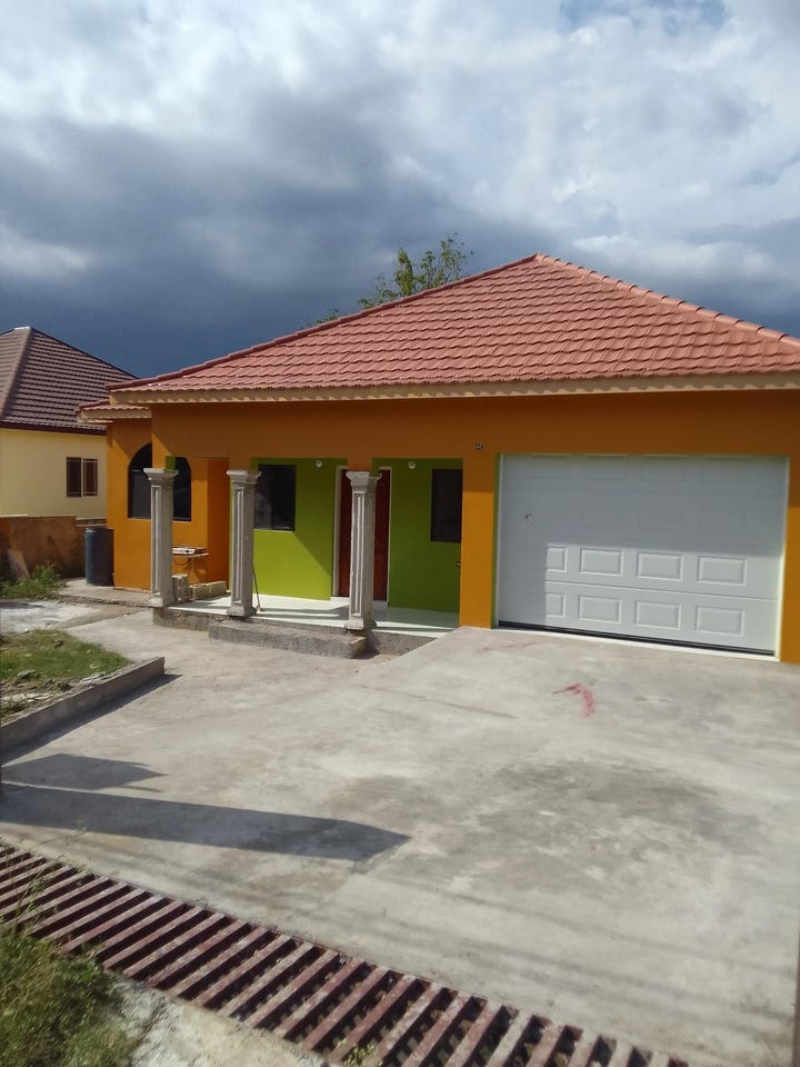 BEECHWOOD AVE. OLIVE PARK