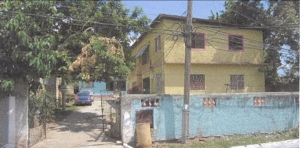 PLUM LANE, WHITE HALL