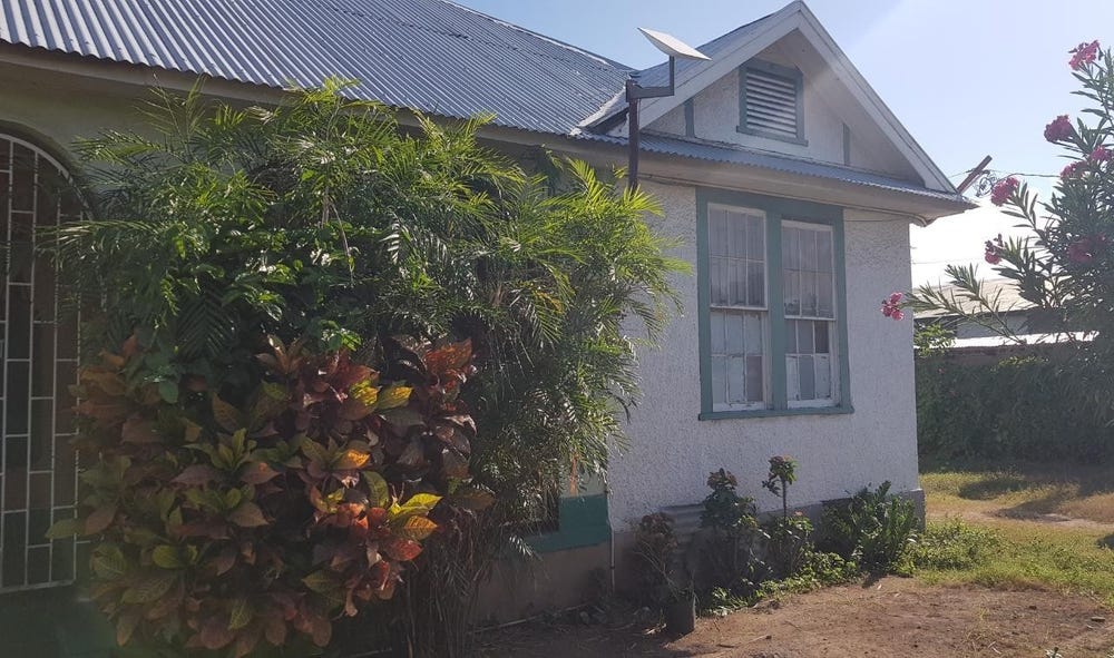 WEST IVY GREEN CRESCENT, CROSS ROADS, KGN.5