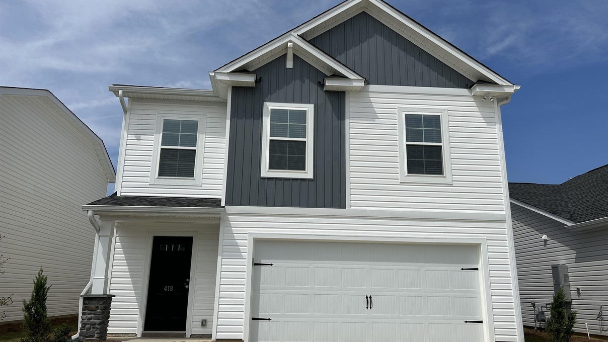 418 Middlebury(lot 135) Ln  