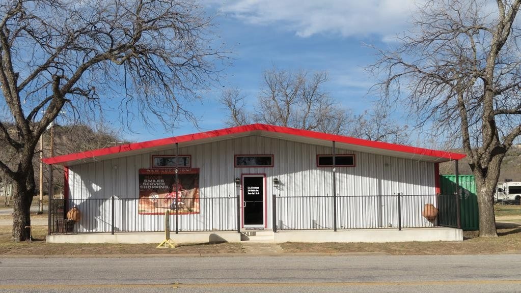 204 Wallis, Santa Anna, TX 76878 Other for Sale