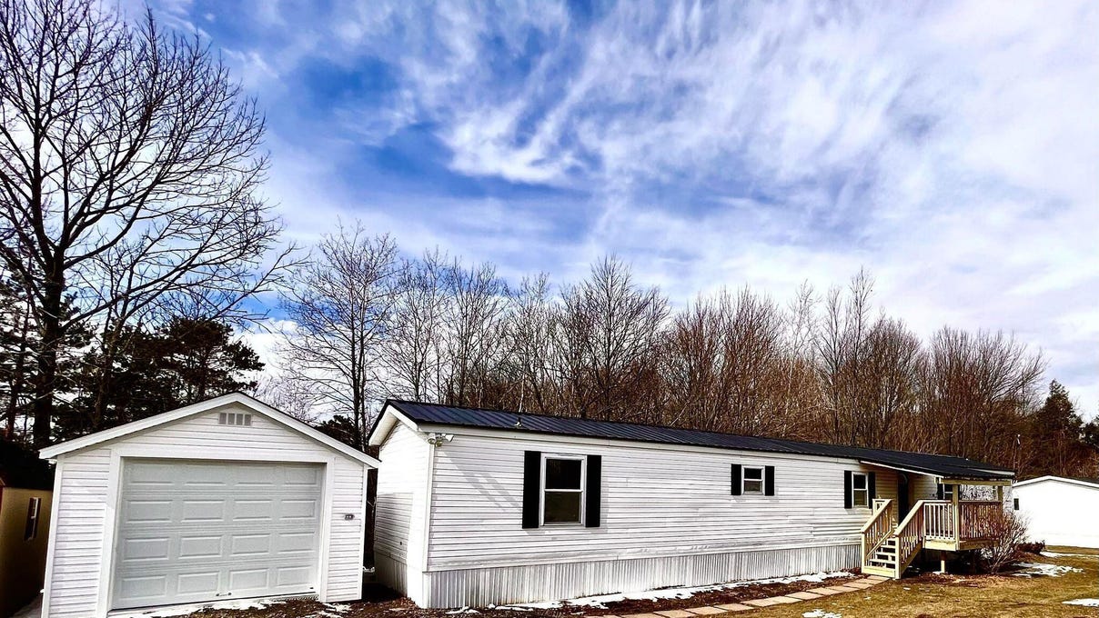 131 Buckingham Hts, Moscow, PA 18444 House for Sale