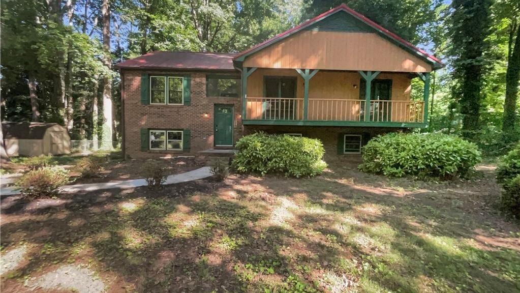 158 Charlotte Pl  