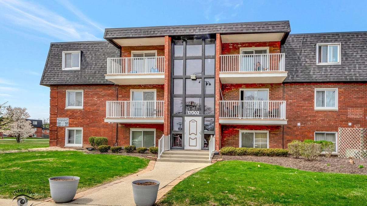17002 NOVAK DR  