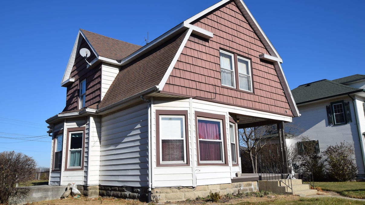 434 E Main St