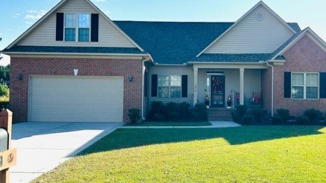 1612 Linden Ln  