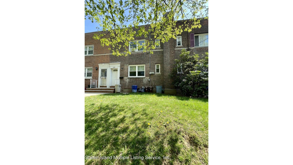 103 Beechwood Place, Staten Island, NY 10314 Townhouse for Sale