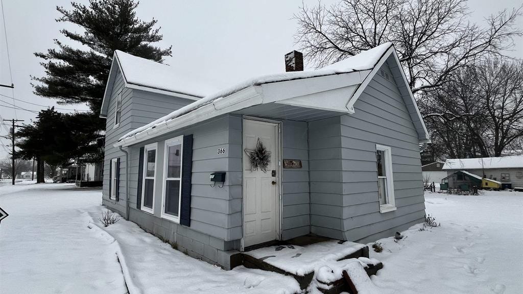 366 Thompson Ct  