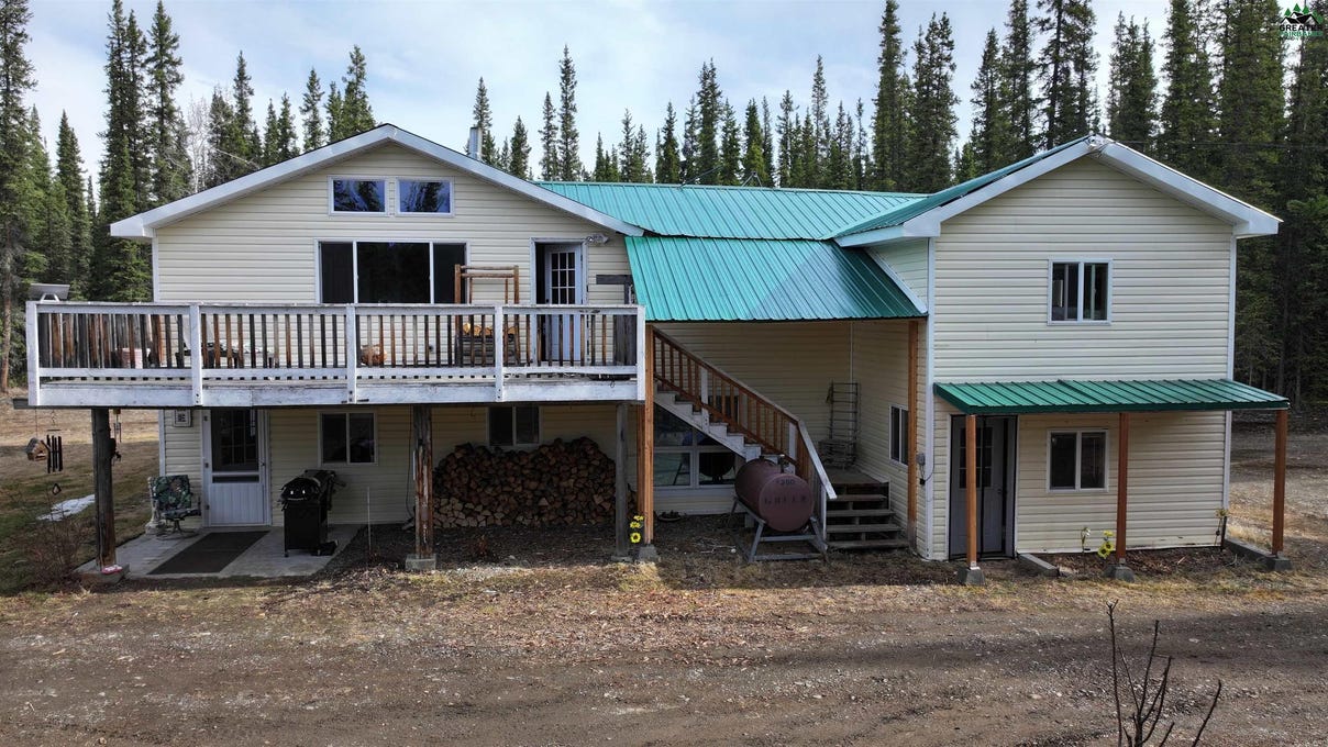 3 SANFORD Dr
