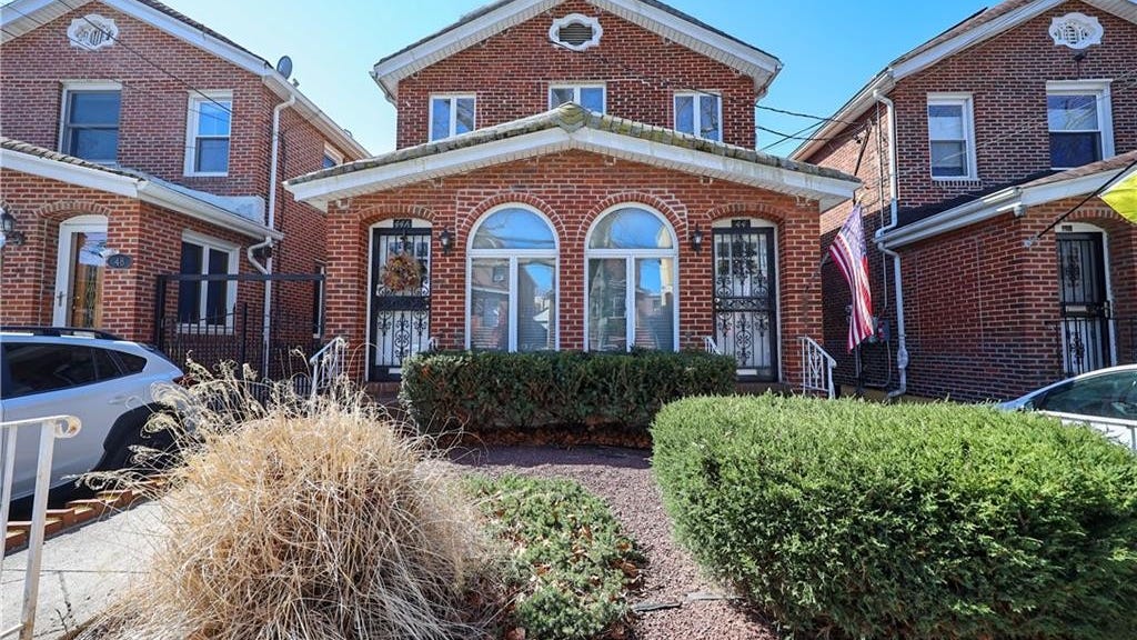 44 74th Street, Brooklyn, NY 11209 Townhouse for Sale