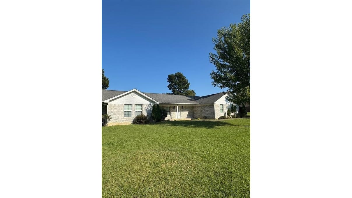 208 Kaye Dr  