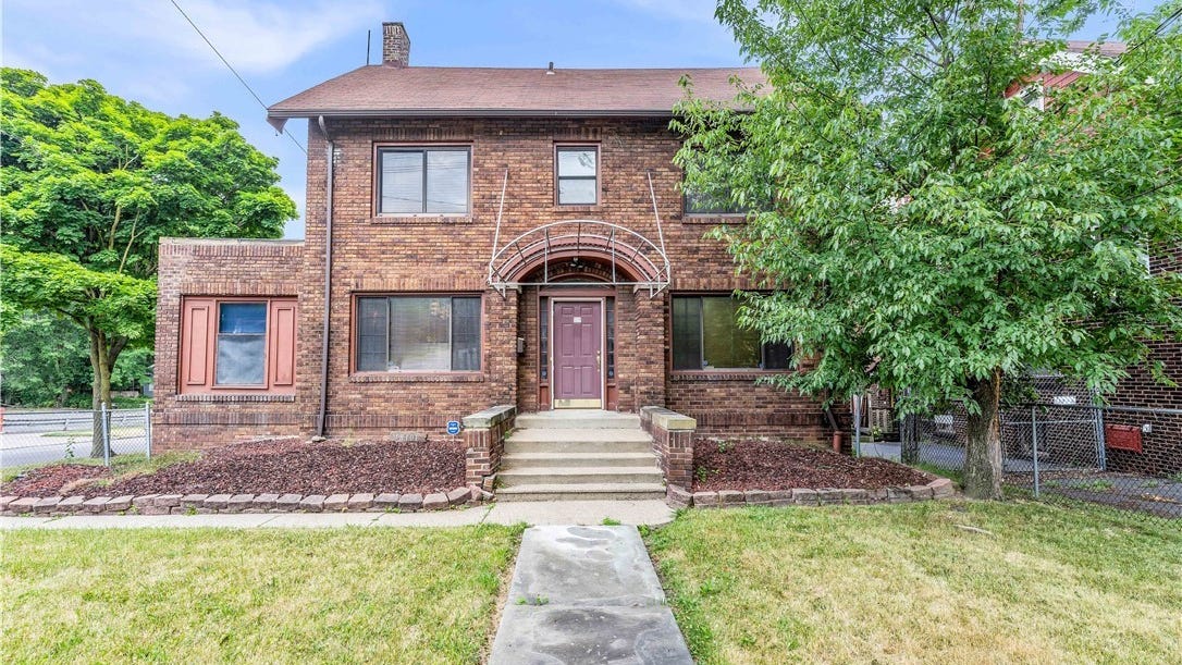 18101 EUCLID Ave  