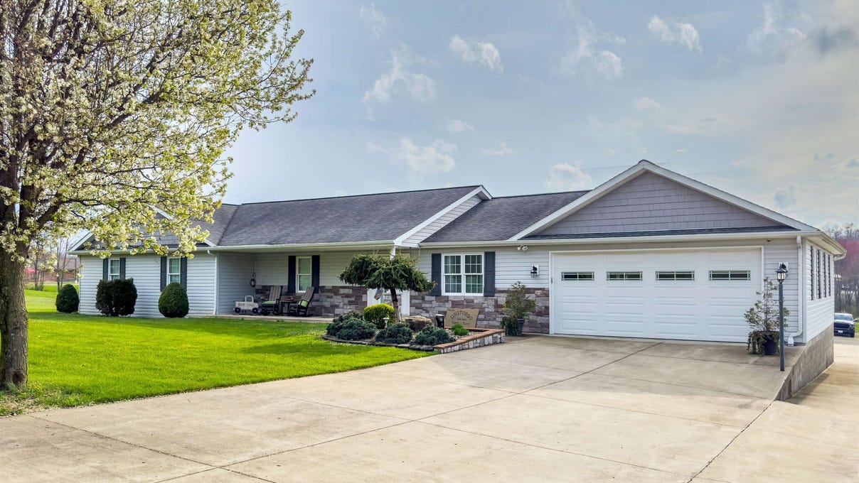 215 John Evans Rd