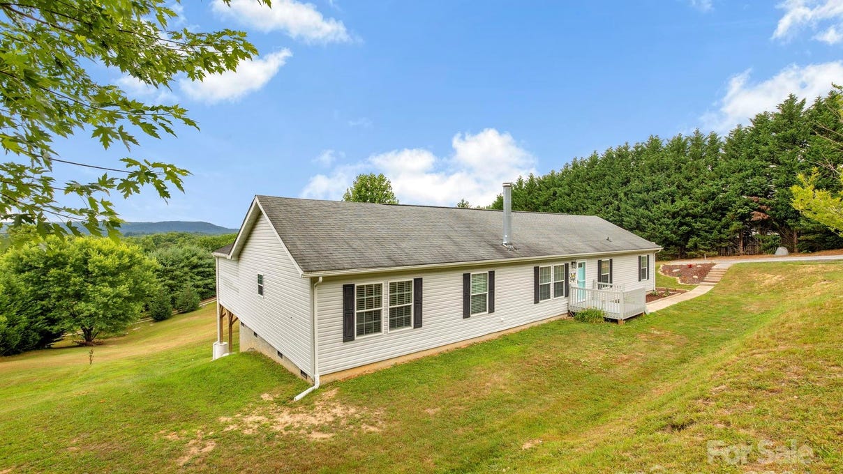 202 Peaceful Orch Dr  