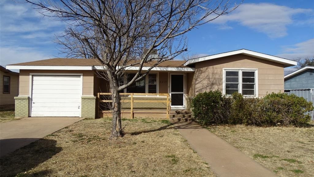 2219 41st Street, Snyder, TX 79549 House for Sale