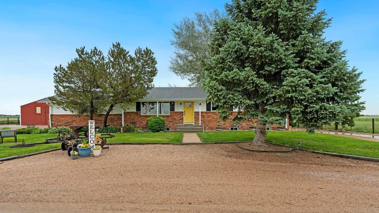 28127 County Road 60 1/2, Greeley, CO 80631 House for Sale