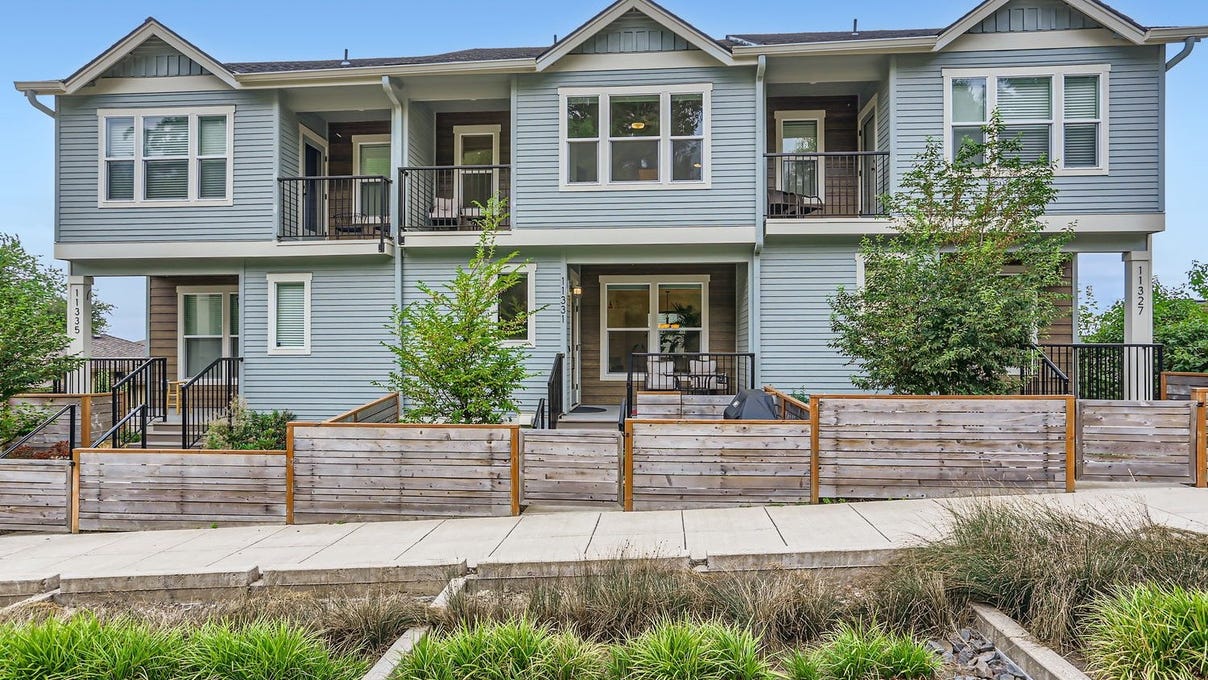 11331 SW CAPITOL HWY