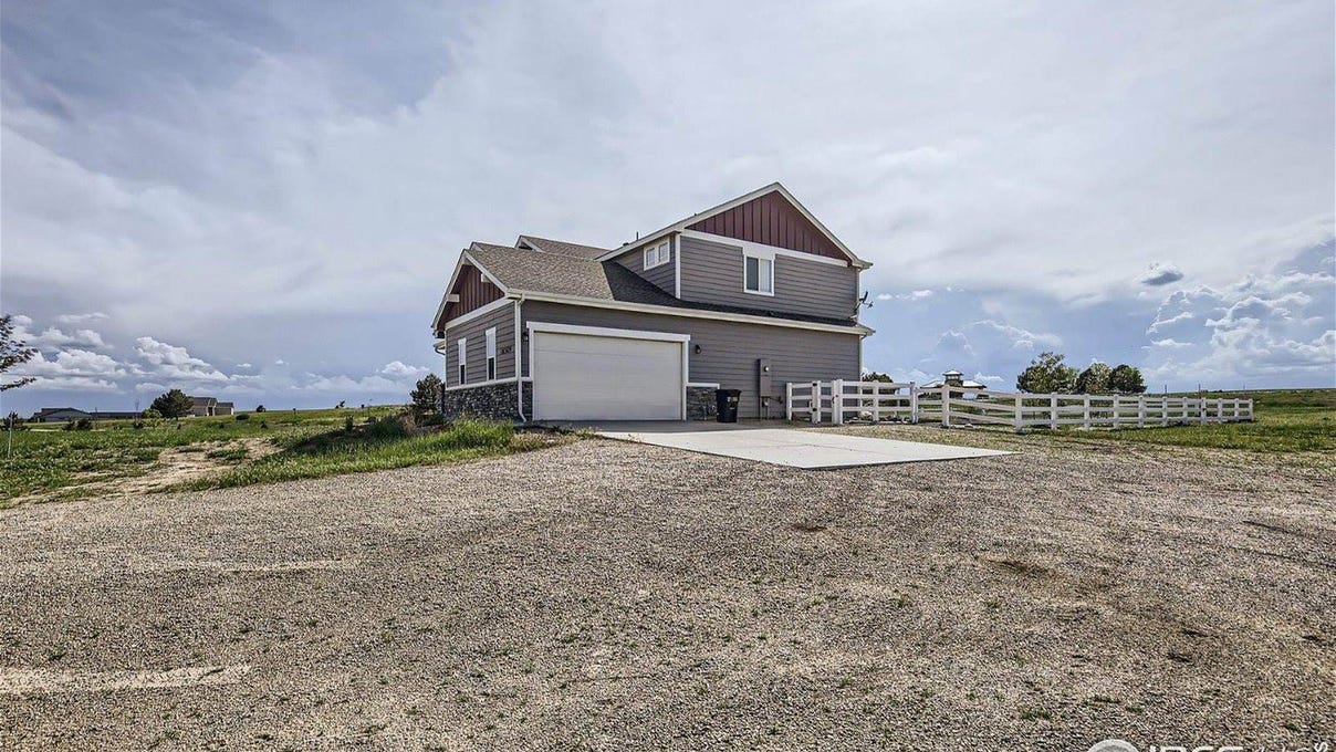 16509 Fairbanks Rd North