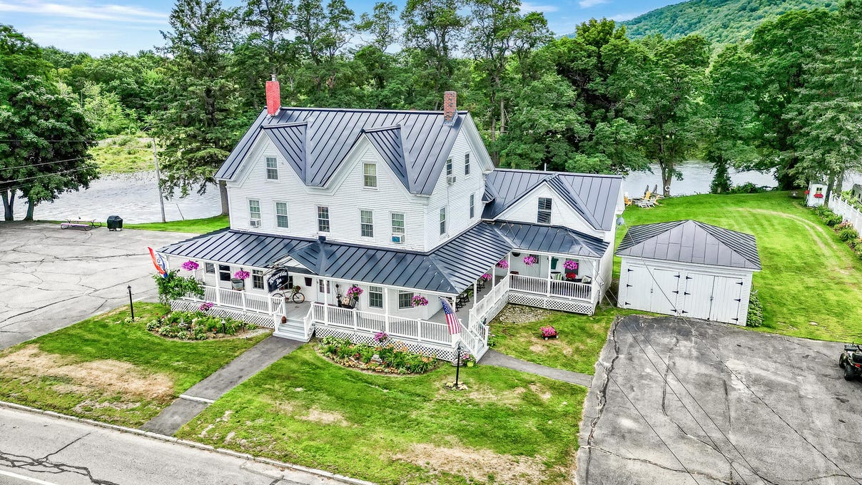 178 Main Street, Bingham, ME 04920 House for Sale