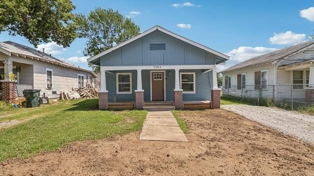1103 N Alabama Ave  