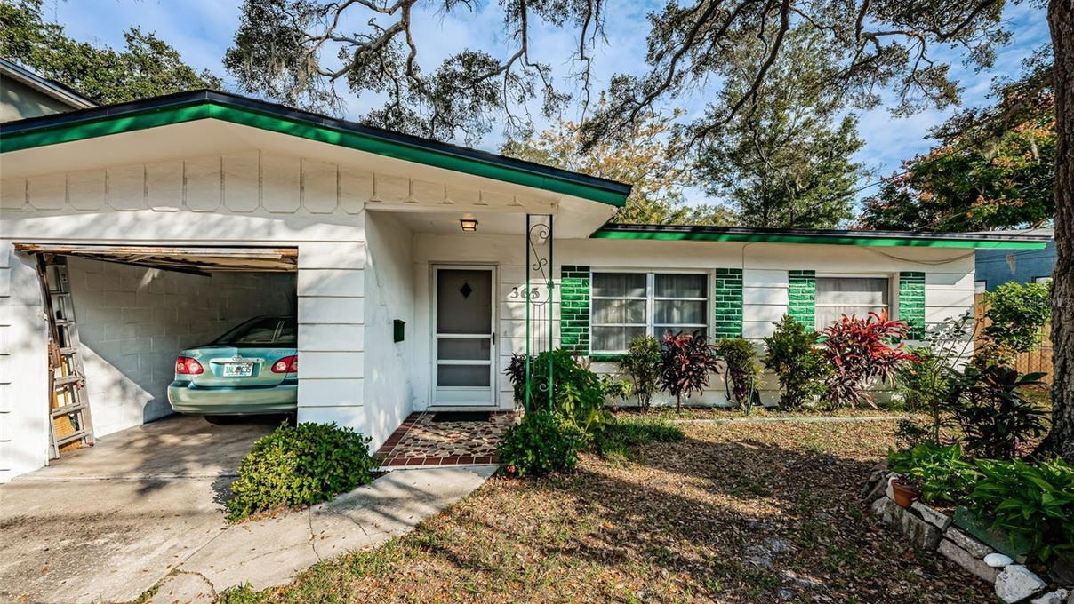 365 Dr Ml King Jr St N  