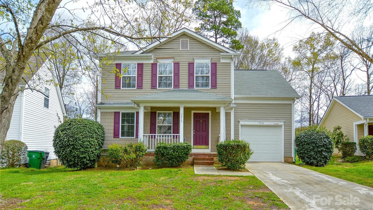 9818 Aviary Hill Way  