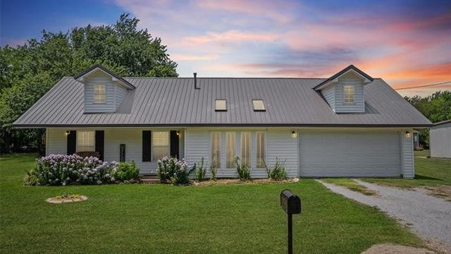 33 Haleys Dr