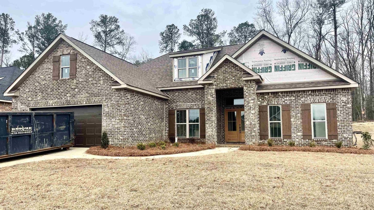 410 Rustic Live Oak  