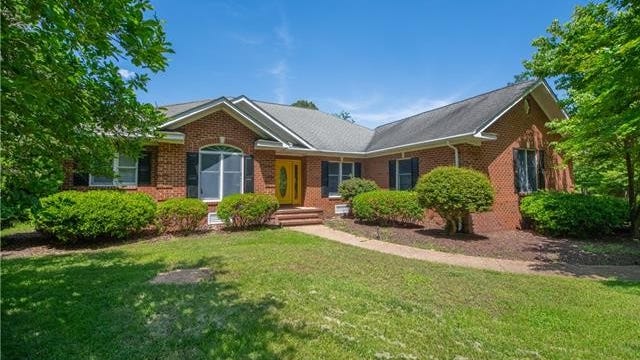 832 Bland Pt Rd  
