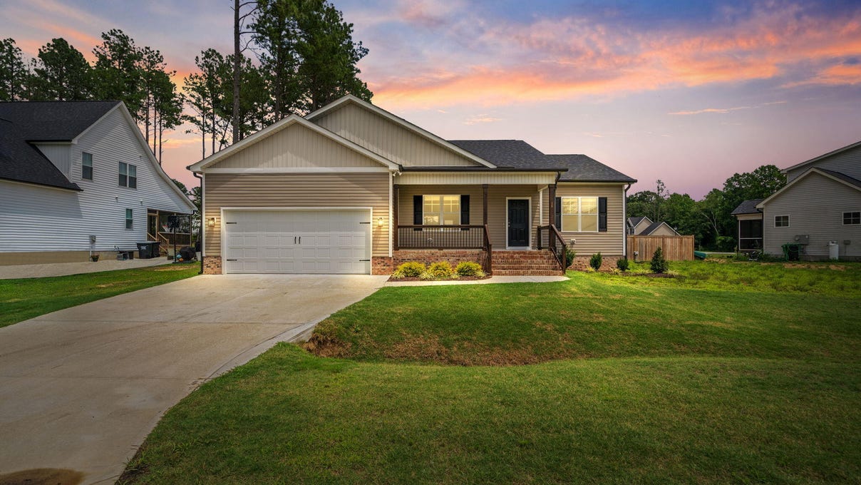 54 Cherrybirch Ln  